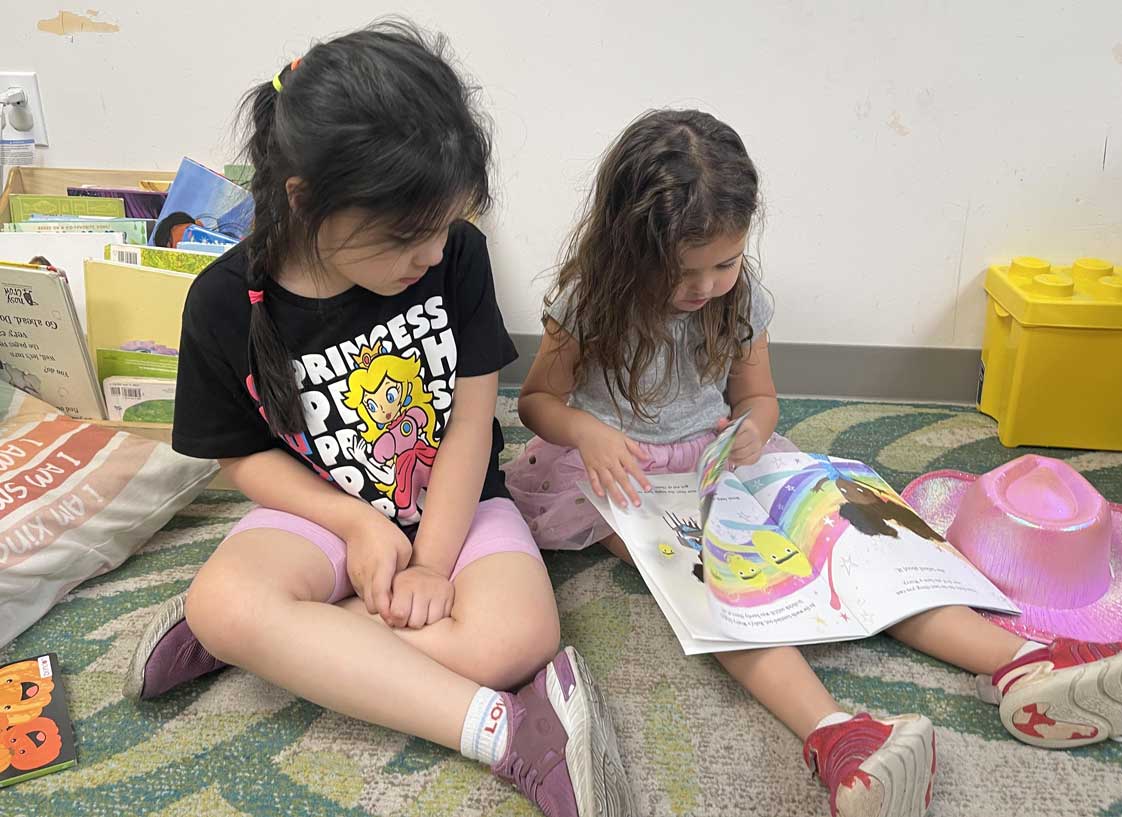 Sharing time with a peer Sharing time with a peer
